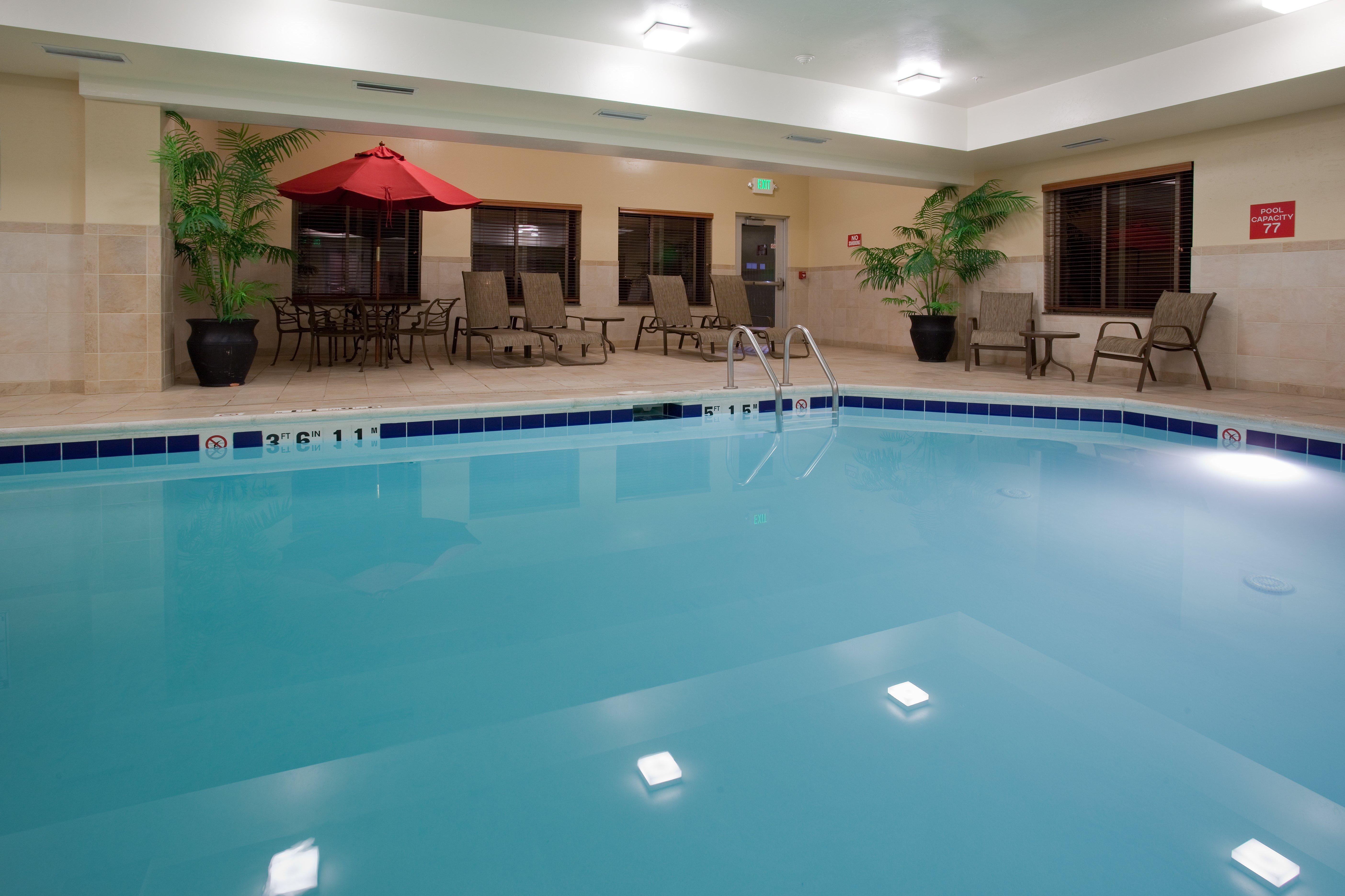 Holiday Inn Express Hotel Vernal By Ihg Exterior foto