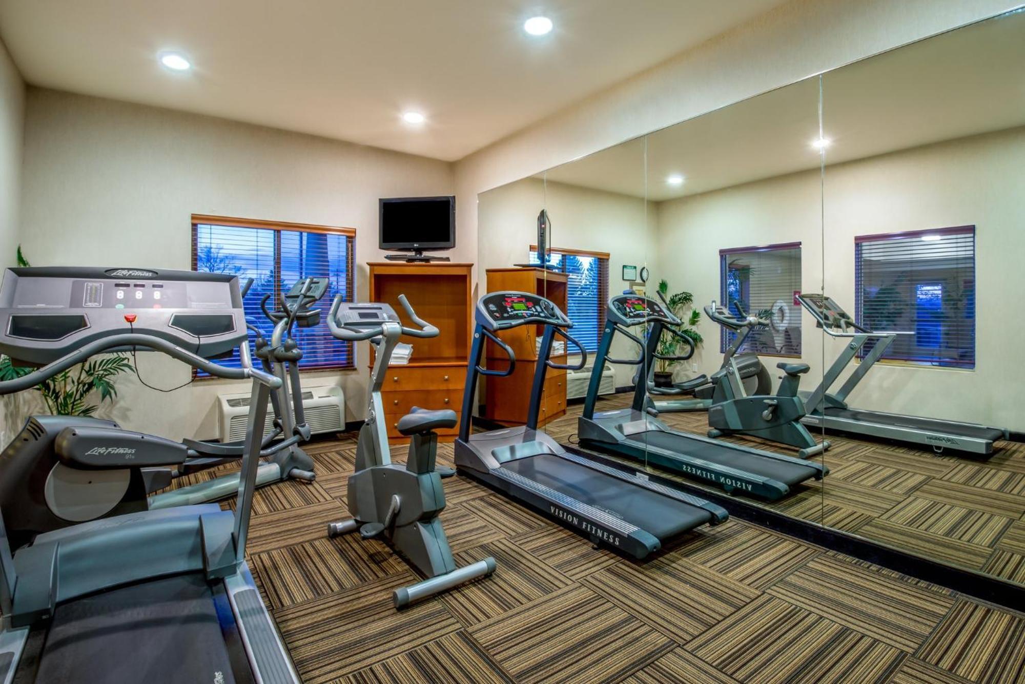 Holiday Inn Express Hotel Vernal By Ihg Exterior foto